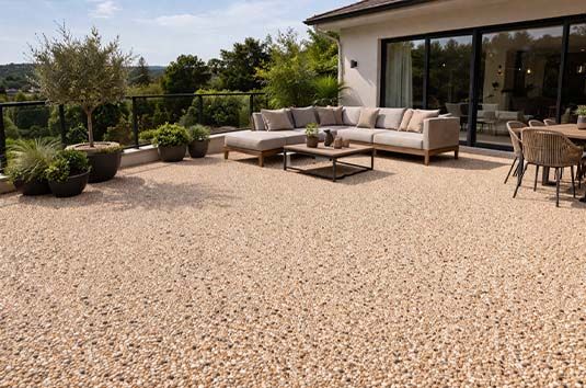 Kit moquette de pierre pour terrasse extérieur Mineralia
